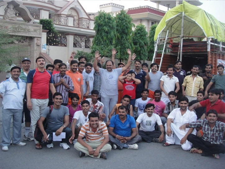 Kanwar Yatra from Haridwar to Ghaziabad 2013